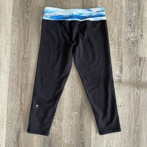 Ivivva by Lululemon Black Cropped Leggings - Size: 14 - Picture 2 of 5